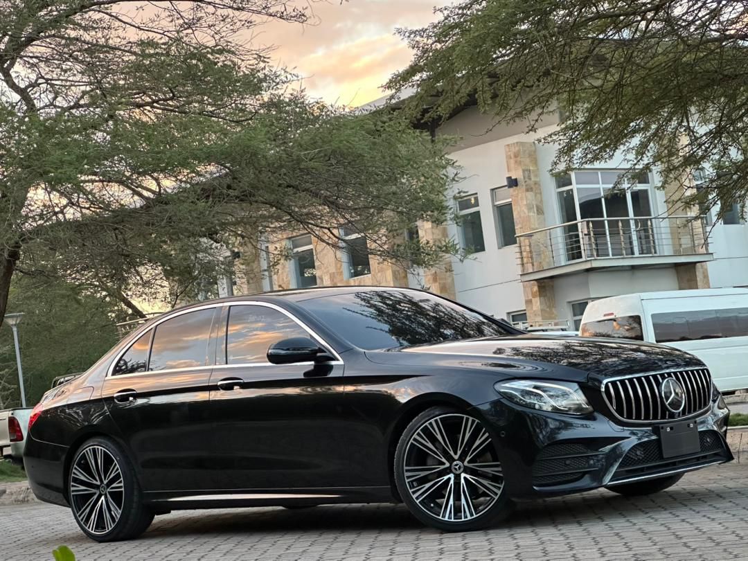 Mercedes Benz